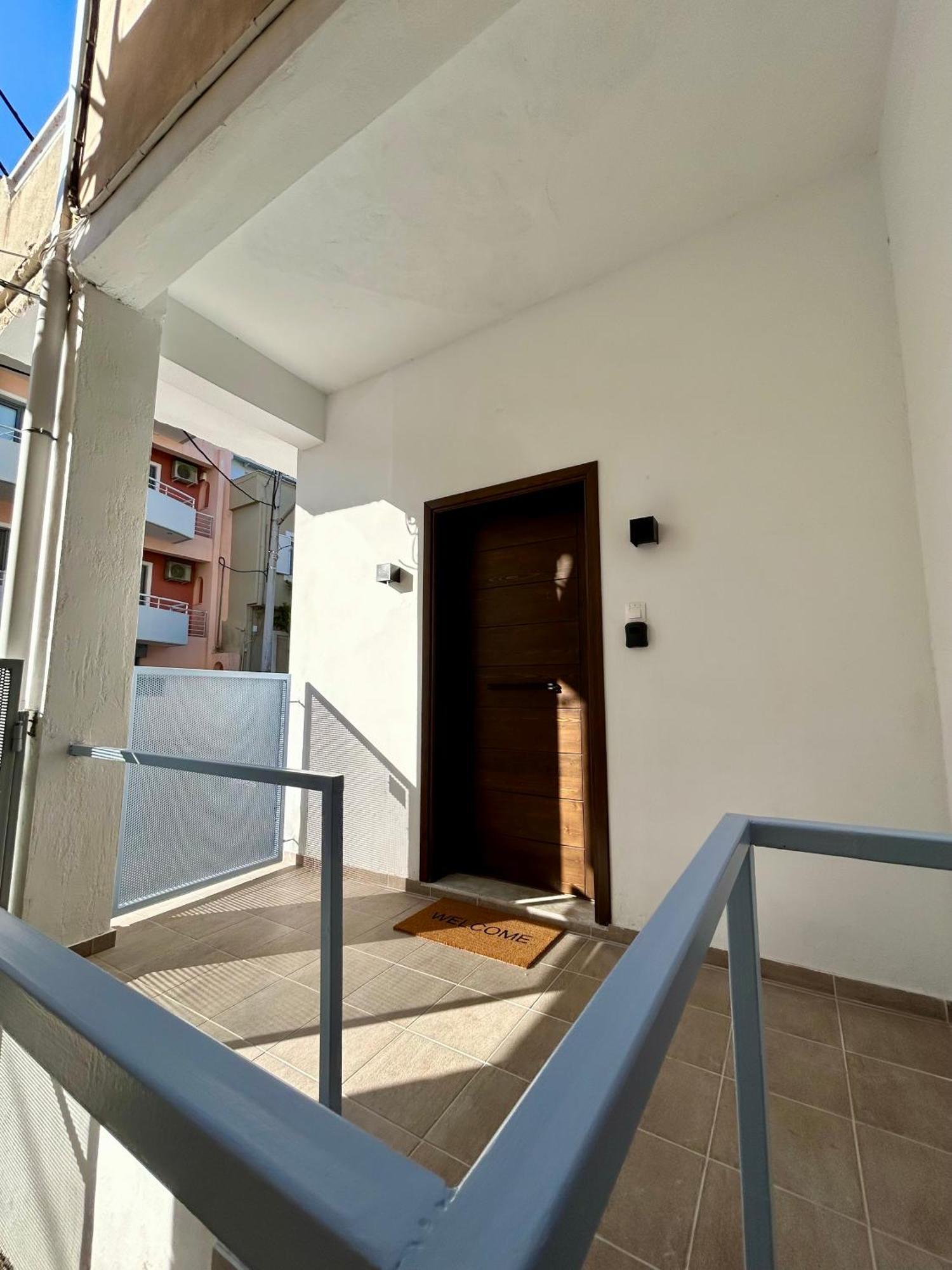 Stella's Petite Boite Apartment Rafina (Attica)